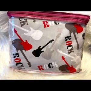 Queen Size Bedsheets Set